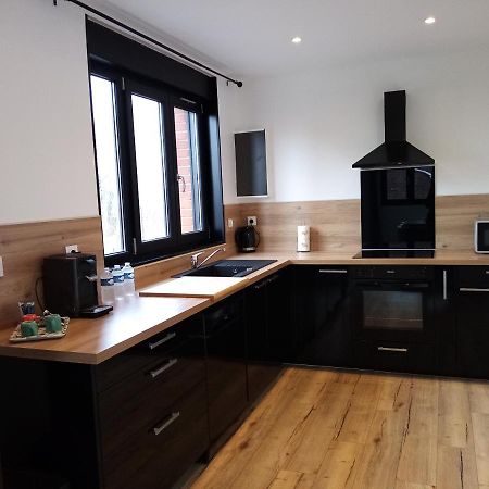 Duplex Agreable Et Spacieux 3 Chb Dont 1 Communicante Vendeville Exteriör bild