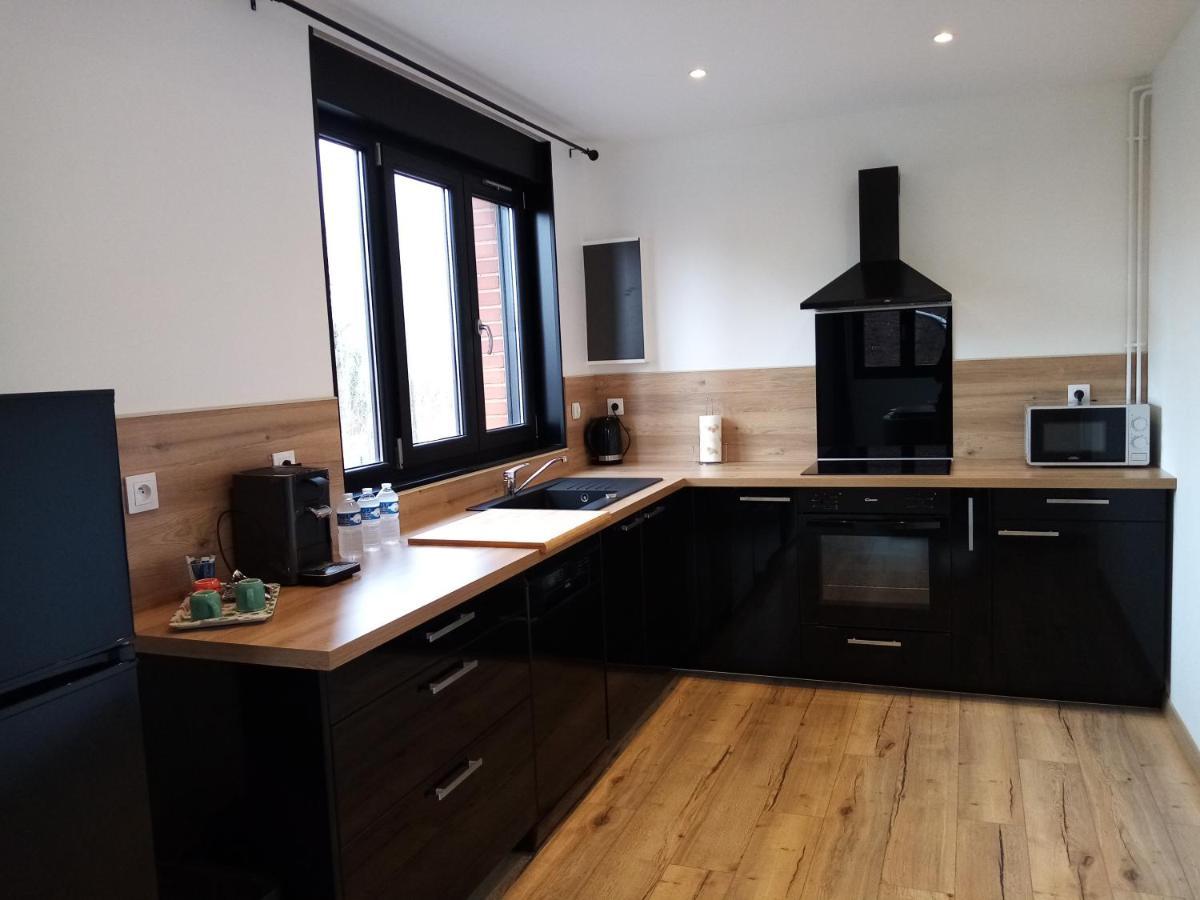 Duplex Agreable Et Spacieux 3 Chb Dont 1 Communicante Vendeville Exteriör bild