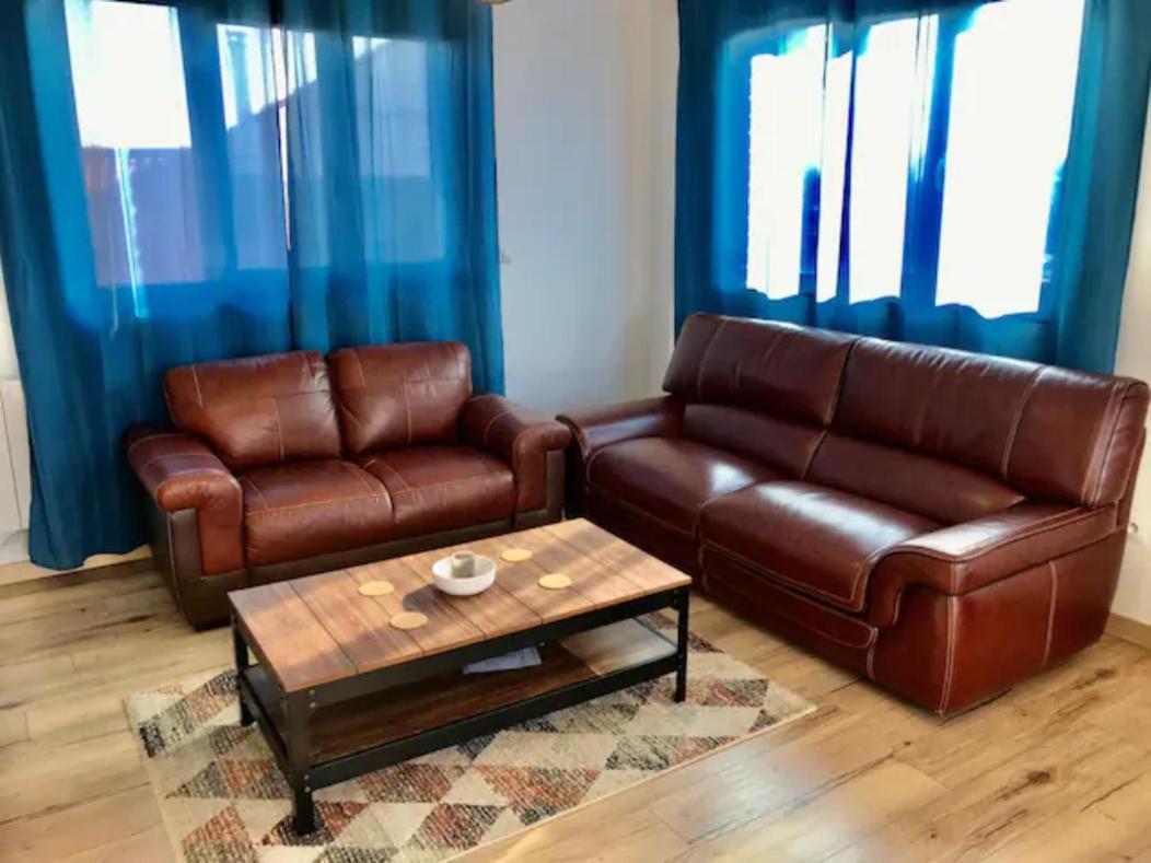 Duplex Agreable Et Spacieux 3 Chb Dont 1 Communicante Vendeville Exteriör bild